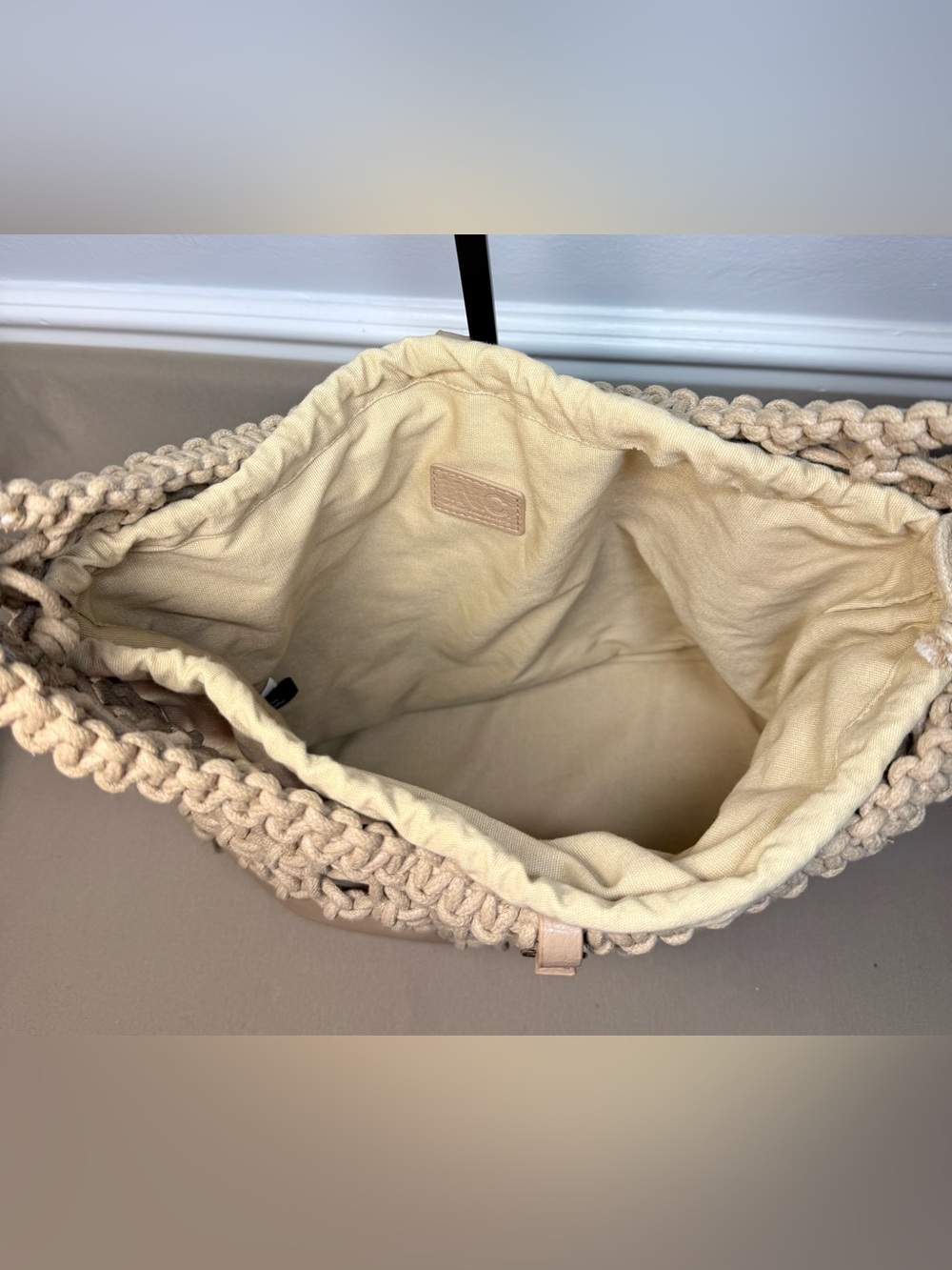 INC International Concepts Kahtt Macrame Hobo Bag Beige Boho NWOT - Picture 4 of 5